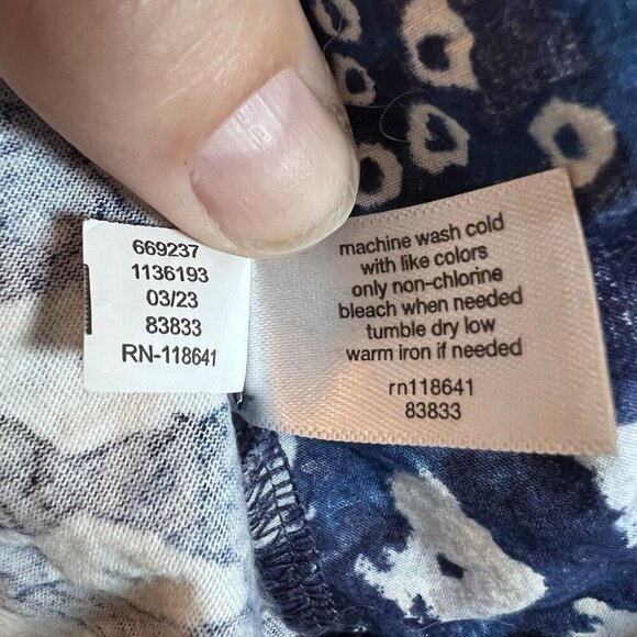 Lane Bryant Women’s Size 22/24 Ruffle Neck Woven & Knit Top Blue Shibori Diamond - Picture 8 of 10